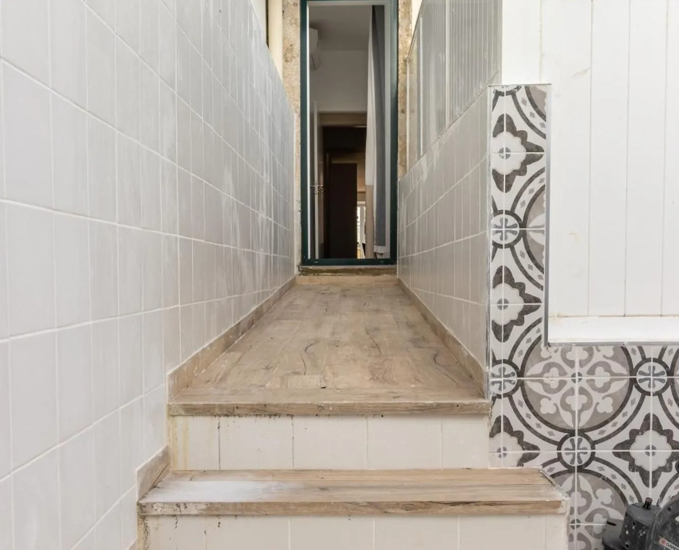 Modern 3Br, Terrace, Ac/Heating & Self Check-In Apartment Lisbon